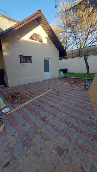 Piata Victoriei, str. Berzei,